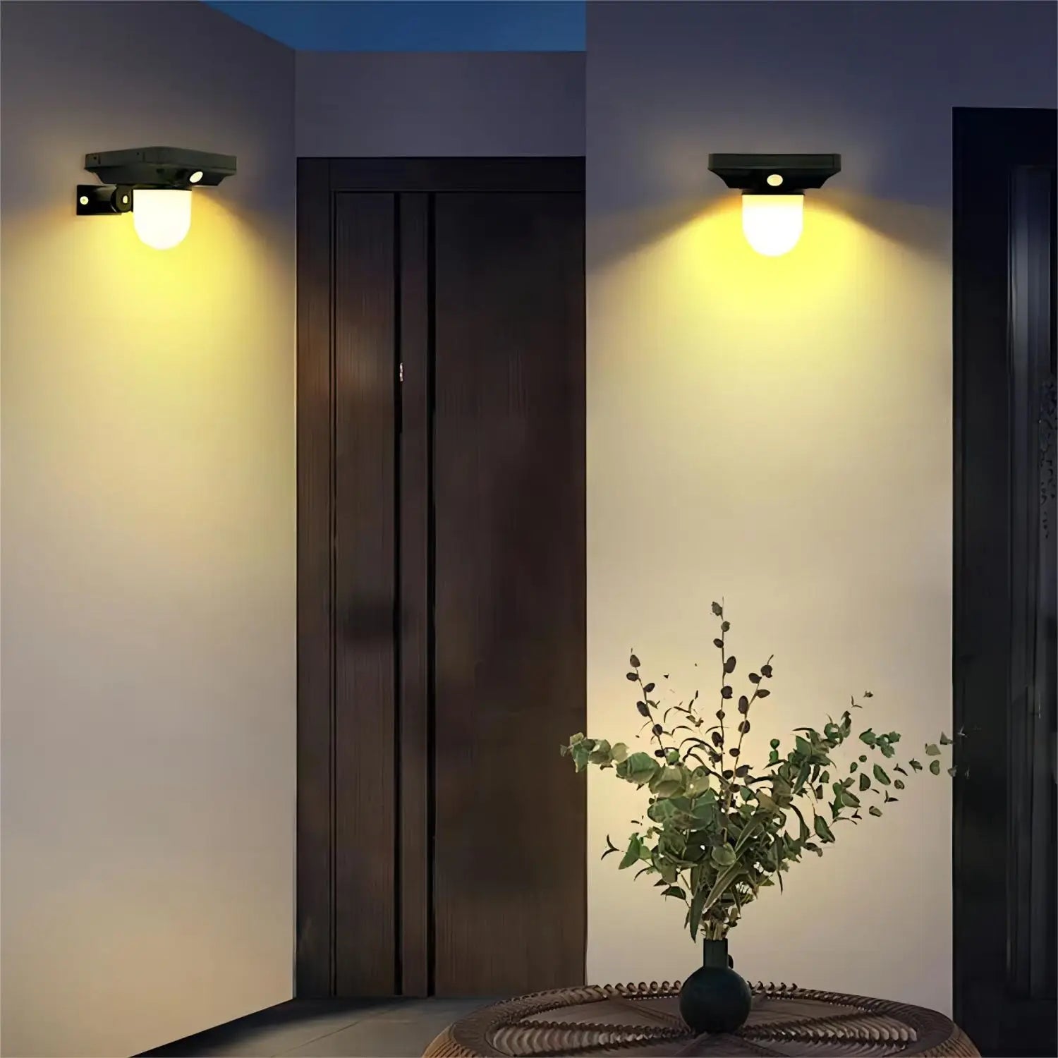 Aurevia™ Verge PIR Solar Security Light
