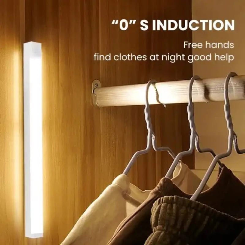Aurevia Slip Cool White Cabinet Light