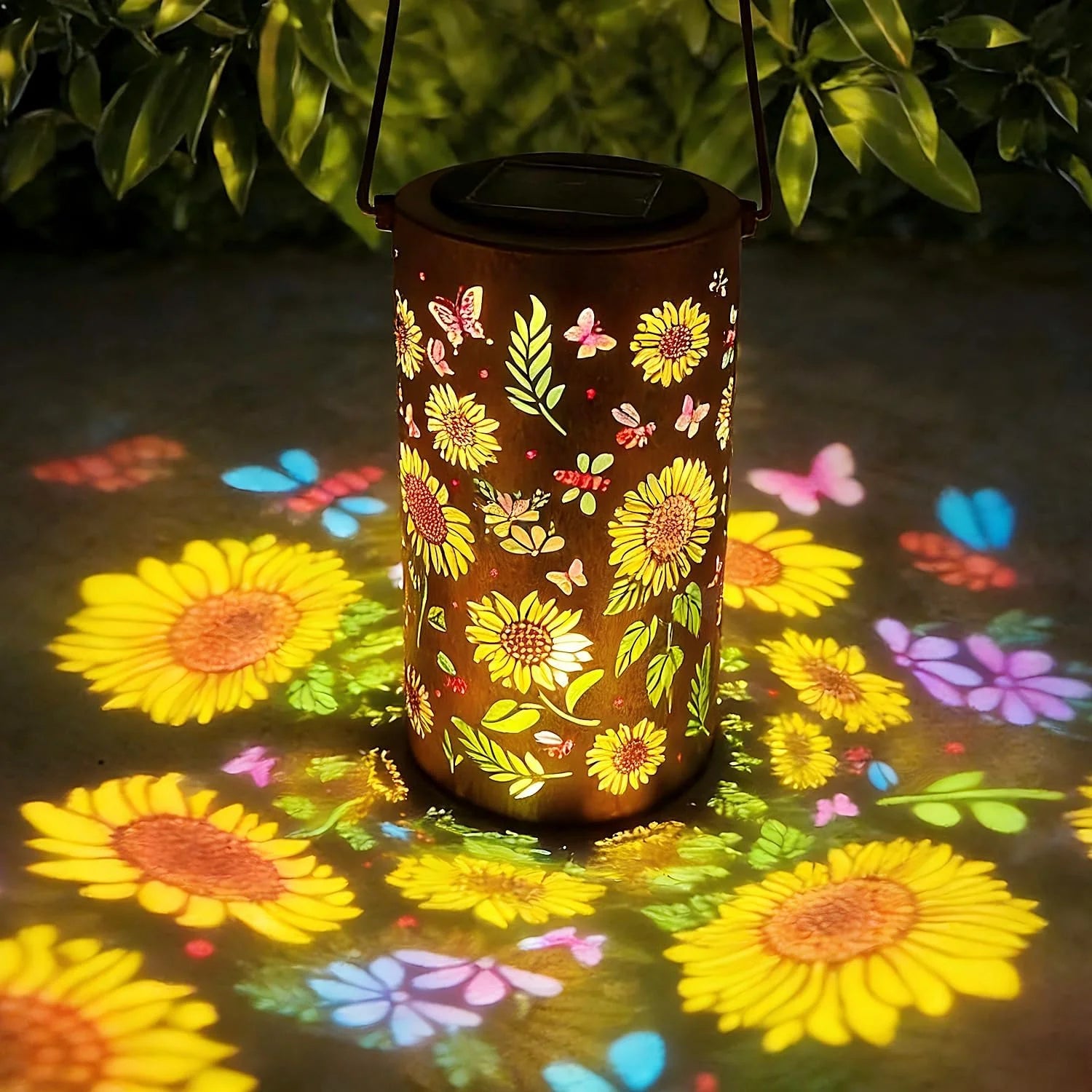 Aurevia™ Fern Solar Garden Lantern